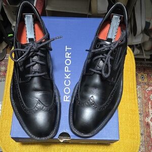 Rockport Black Leather Wingtip Oxfords